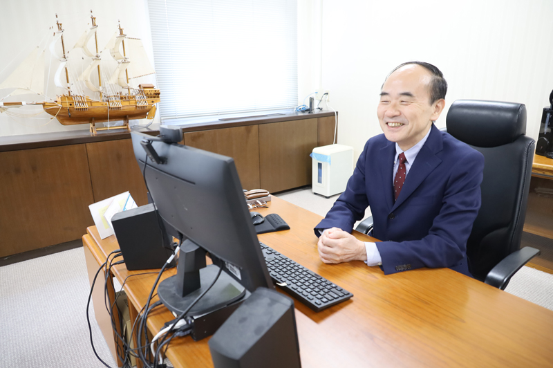 流通科学大学 学長